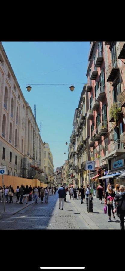 La Dimora Dei Borboni Acomodação com café da manhã Nápoles Exterior foto