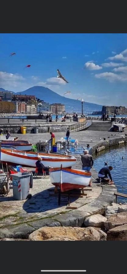 La Dimora Dei Borboni Acomodação com café da manhã Nápoles Exterior foto